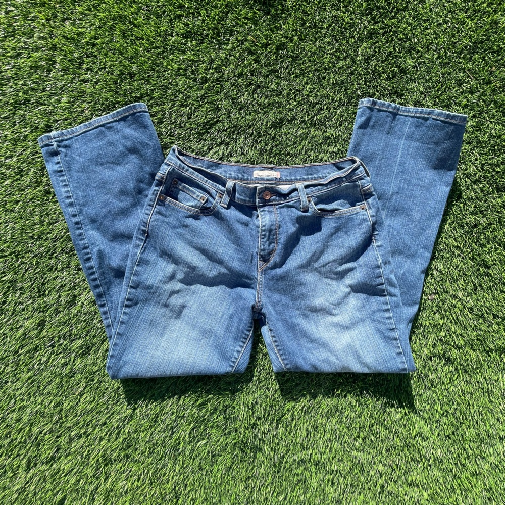 Levi’s woman’s bootcut 515 size 12 short